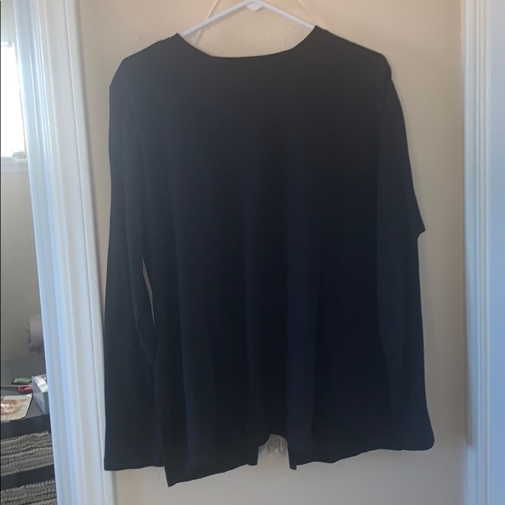 Black top with open back slit